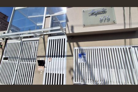 Apartamento à venda com 65m², 2 quartos e 2 vagas Apartamento à venda com 65m², 2 quartos e 2 vagasFachada