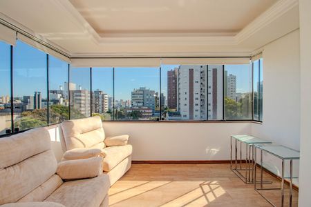 Sala de apartamento para alugar com 3 quartos, 185m² em Petrópolis, Porto Alegre