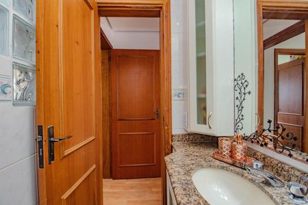 Apartamento para alugar com 185m², 3 quartos e 1 vaga Apartamento para alugar com 185m², 3 quartos e 1 vagaBanheiro Social