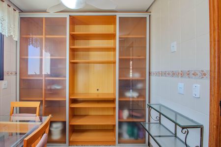 Apartamento para alugar com 185m², 3 quartos e 1 vaga Apartamento para alugar com 185m², 3 quartos e 1 vagaCozinha