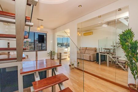 Sala de apartamento para alugar com 3 quartos, 185m² em Petrópolis, Porto Alegre