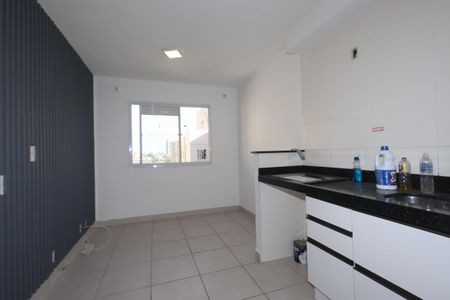 Apartamento para alugar com 32m², 2 quartos e sem vagaSala