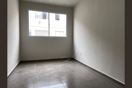 Sala de apartamento para alugar com 2 quartos, 42m² em Jardim Boa Vista (zona Oeste), Osasco