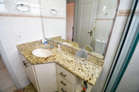Apartamento à venda com 82m², 3 quartos e 1 vagaBanheiro