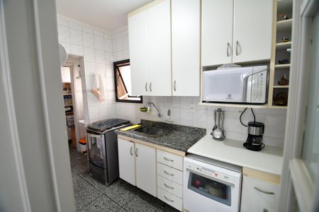 Apartamento à venda com 82m², 3 quartos e 1 vagaCozinha