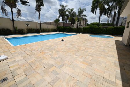 Apartamento à venda com 82m², 3 quartos e 1 vagaÁrea comum - Piscina