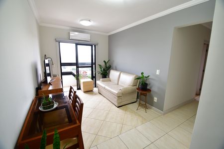 Sala de apartamento à venda com 3 quartos, 82m² em Chácara Primavera, Campinas