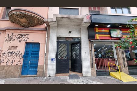 Apartamento à venda com 42m², 1 quarto e sem vaga Apartamento à venda com 42m², 1 quarto e sem vagaFachada
