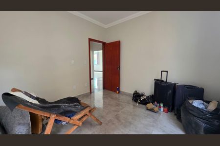 Casa à venda com 115m², 2 quartos e 2 vagas
