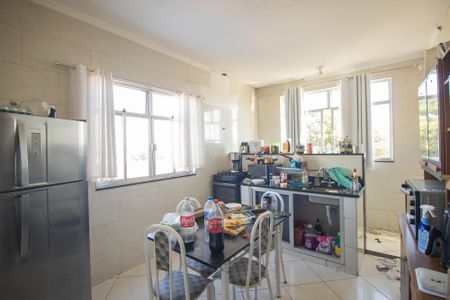 Apartamento para alugar com 110m², 3 quartos e sem vaga