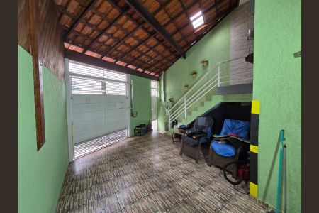 Casa à venda com 158m², 2 quartos e 1 vagaGaragem 