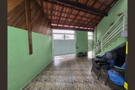 Casa à venda com 158m², 2 quartos e 1 vagaGaragem 