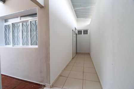 Casa para alugar com 300m², 9 quartos e 2 vagasCorredor