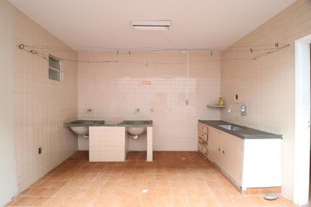 Casa para alugar com 300m², 9 quartos e 2 vagasÁrea de Serviço