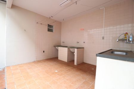 Casa para alugar com 300m², 9 quartos e 2 vagasÁrea de Serviço