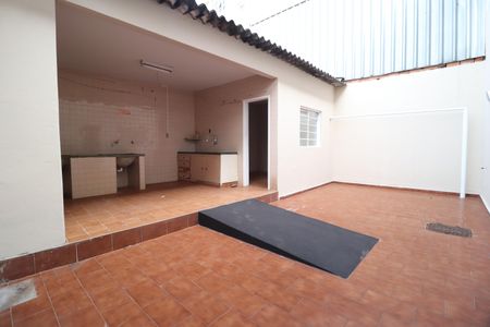 Casa para alugar com 300m², 9 quartos e 2 vagasÁrea de Serviço