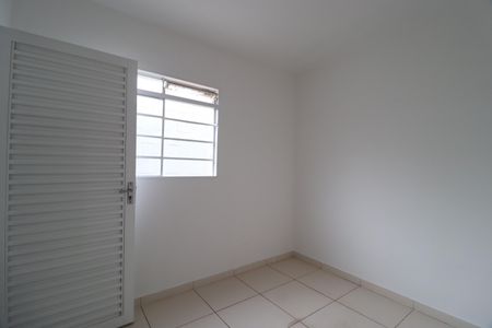 Casa para alugar com 300m², 9 quartos e 2 vagasQuarto 2