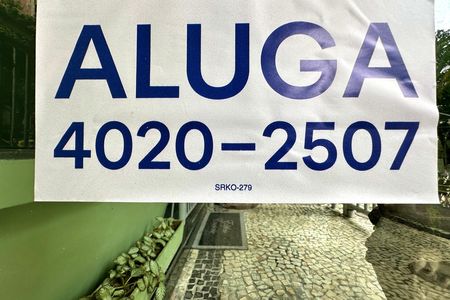 Apartamento para alugar com 110m², 3 quartos e sem vaga