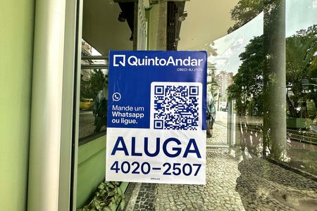 Apartamento para alugar com 110m², 3 quartos e sem vaga