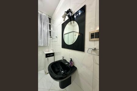 Apartamento para alugar com 110m², 3 quartos e sem vaga