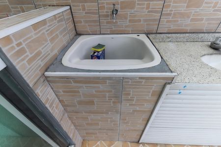 Casa para alugar com 75m², 2 quartos e sem vagaVaranda - Área de Serviço