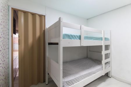 Quarto 1 de casa para alugar com 2 quartos, 75m² em Jardim das Camelias, São Paulo