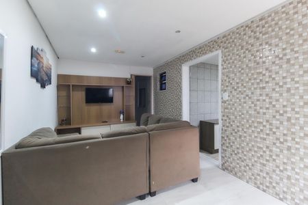 Sala de casa para alugar com 2 quartos, 75m² em Jardim das Camelias, São Paulo