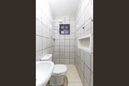 Casa para alugar com 75m², 2 quartos e sem vagaBanheiro