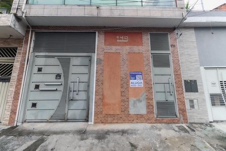 Casa para alugar com 75m², 2 quartos e sem vagaFachada
