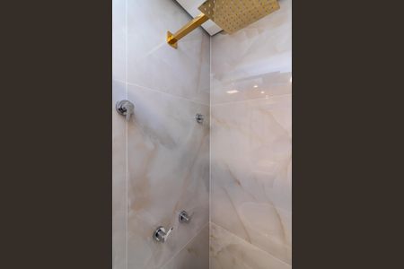Apartamento à venda com 83m², 2 quartos e 2 vagas Apartamento à venda com 83m², 2 quartos e 2 vagasBanheiro da Suíte 2