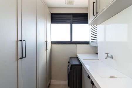 Apartamento à venda com 83m², 2 quartos e 2 vagas Apartamento à venda com 83m², 2 quartos e 2 vagasÁrea de Serviço
