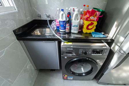 Casa de condomínio à venda com 140m², 2 quartos e 1 vaga