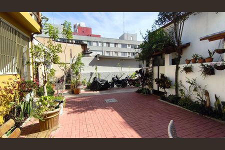 Casa para alugar com 110m², 1 quarto e 1 vaga Casa para alugar com 110m², 1 quarto e 1 vagaQuintal "Vila"