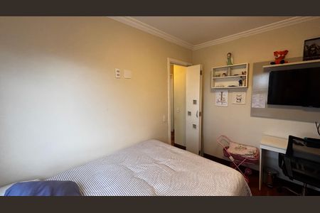 Apartamento à venda com 78m², 3 quartos e 2 vagasQuarto 2