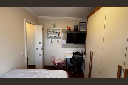 Apartamento à venda com 78m², 3 quartos e 2 vagasQuarto 2