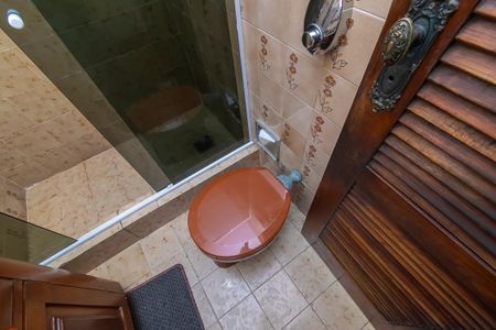 Casa à venda com 272m², 3 quartos e 1 vagaBanheiro Social 2