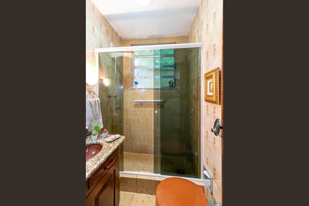 Casa à venda com 272m², 3 quartos e 1 vagaBanheiro Social 2