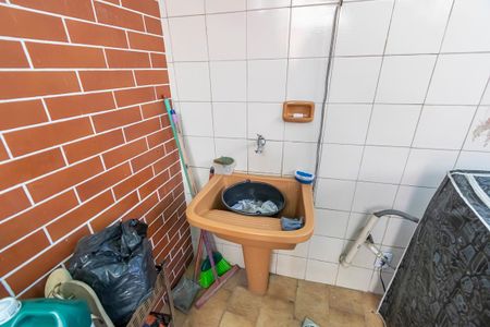 Casa à venda com 272m², 3 quartos e 1 vagaÁrea de Serviço