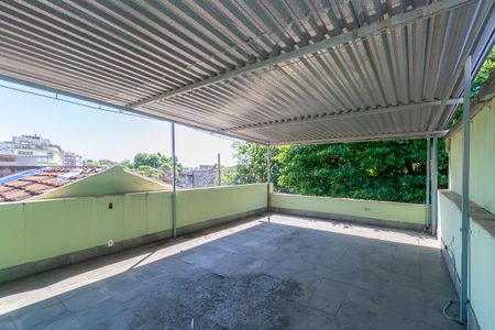 Casa à venda com 272m², 3 quartos e 1 vagaTerraço