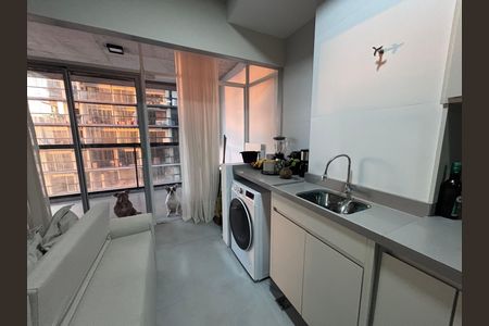 Apartamento à venda com 85m², 2 quartos e 1 vagaÁrea de Serviço