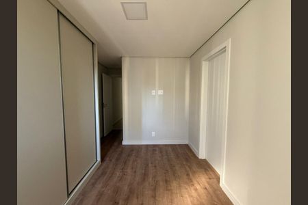 Apartamento para alugar com 70m², 2 quartos e 2 vagas