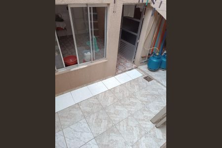Casa à venda com 105m², 3 quartos e 2 vagas Casa à venda com 105m², 3 quartos e 2 vagasAREA EXTERNA