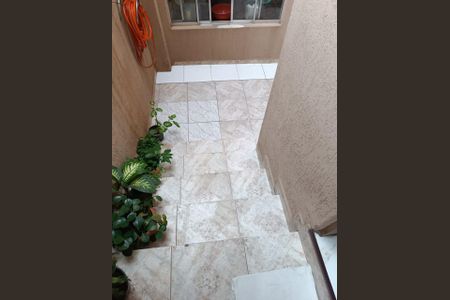 Casa à venda com 105m², 3 quartos e 2 vagas Casa à venda com 105m², 3 quartos e 2 vagasESCADA EXTERNA
