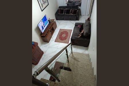 Casa à venda com 105m², 3 quartos e 2 vagas Casa à venda com 105m², 3 quartos e 2 vagasSALA