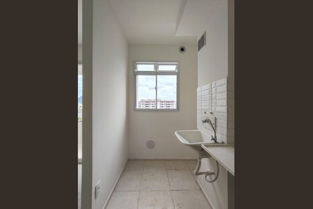 Apartamento à venda com 47m², 2 quartos e sem vaga Apartamento à venda com 47m², 2 quartos e sem vagaCozinha e Área de Serviço