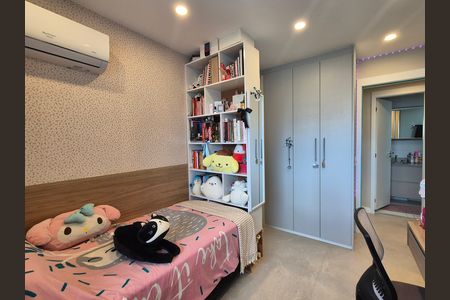 Apartamento à venda com 125m², 2 quartos e 2 vagas Apartamento à venda com 125m², 2 quartos e 2 vagasQuarto