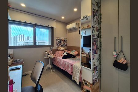 Apartamento à venda com 125m², 2 quartos e 2 vagas Apartamento à venda com 125m², 2 quartos e 2 vagasQuarto