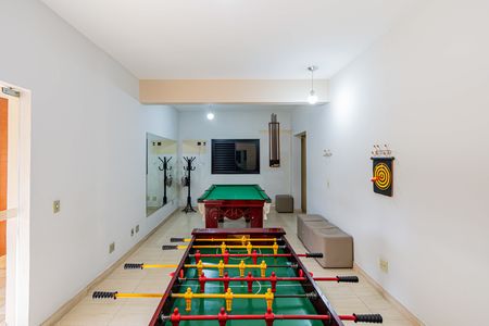 Apartamento à venda com 178m², 3 quartos e 3 vagas Apartamento à venda com 178m², 3 quartos e 3 vagasÁrea comum - Sala de jogos
