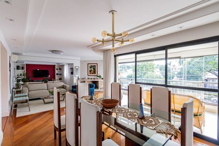 Apartamento à venda com 178m², 3 quartos e 3 vagas Apartamento à venda com 178m², 3 quartos e 3 vagasSala