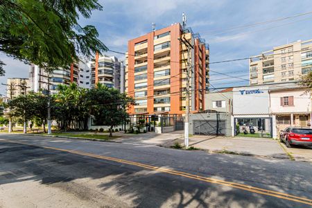 Apartamento à venda com 178m², 3 quartos e 3 vagas Apartamento à venda com 178m², 3 quartos e 3 vagasFachada